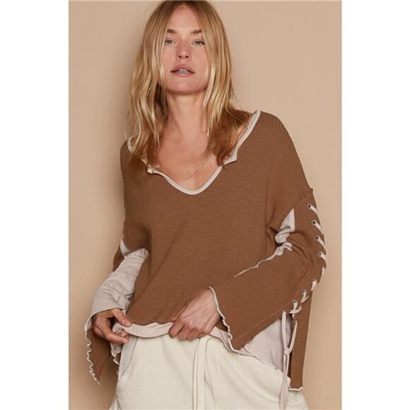 POL Lace-Up Sleeve Color Block Ribbed Knit Top - Picture 3 of 4